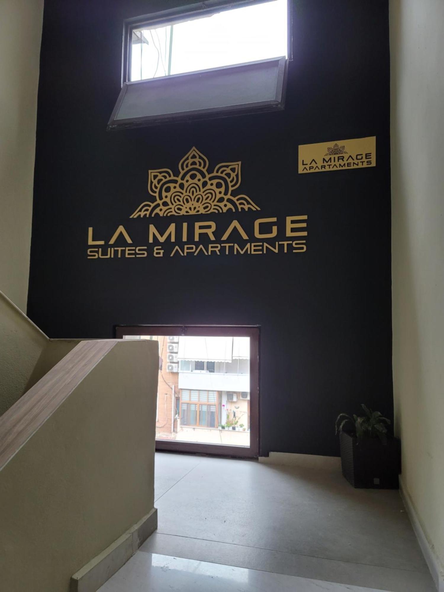 La Mirage Suites & Apartments Тирана Экстерьер фото